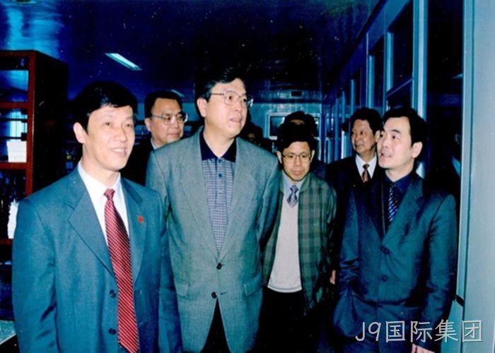 张德江委员长视察J9国际集团